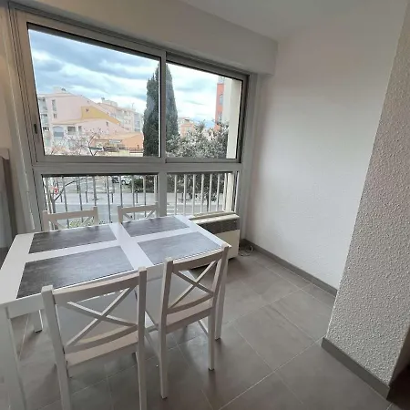 Studio Climatise 2 Pers, Lave-vaisselle, Centre-ville, Parking, Pres Commerces Et Plage - Fr-1-702-54